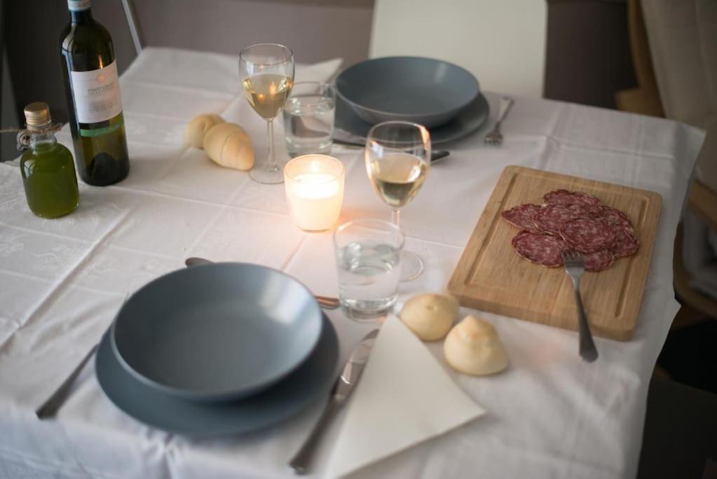 Un Angolo Di Relax Tavernola Bergamasca Buitenkant foto